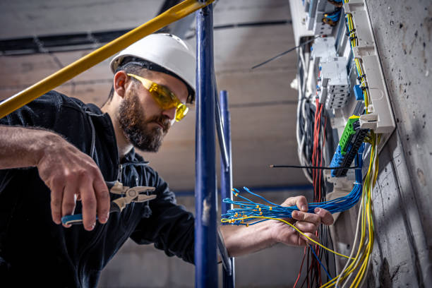 Best Affordable Emergency Electrician  in Richwood, LA